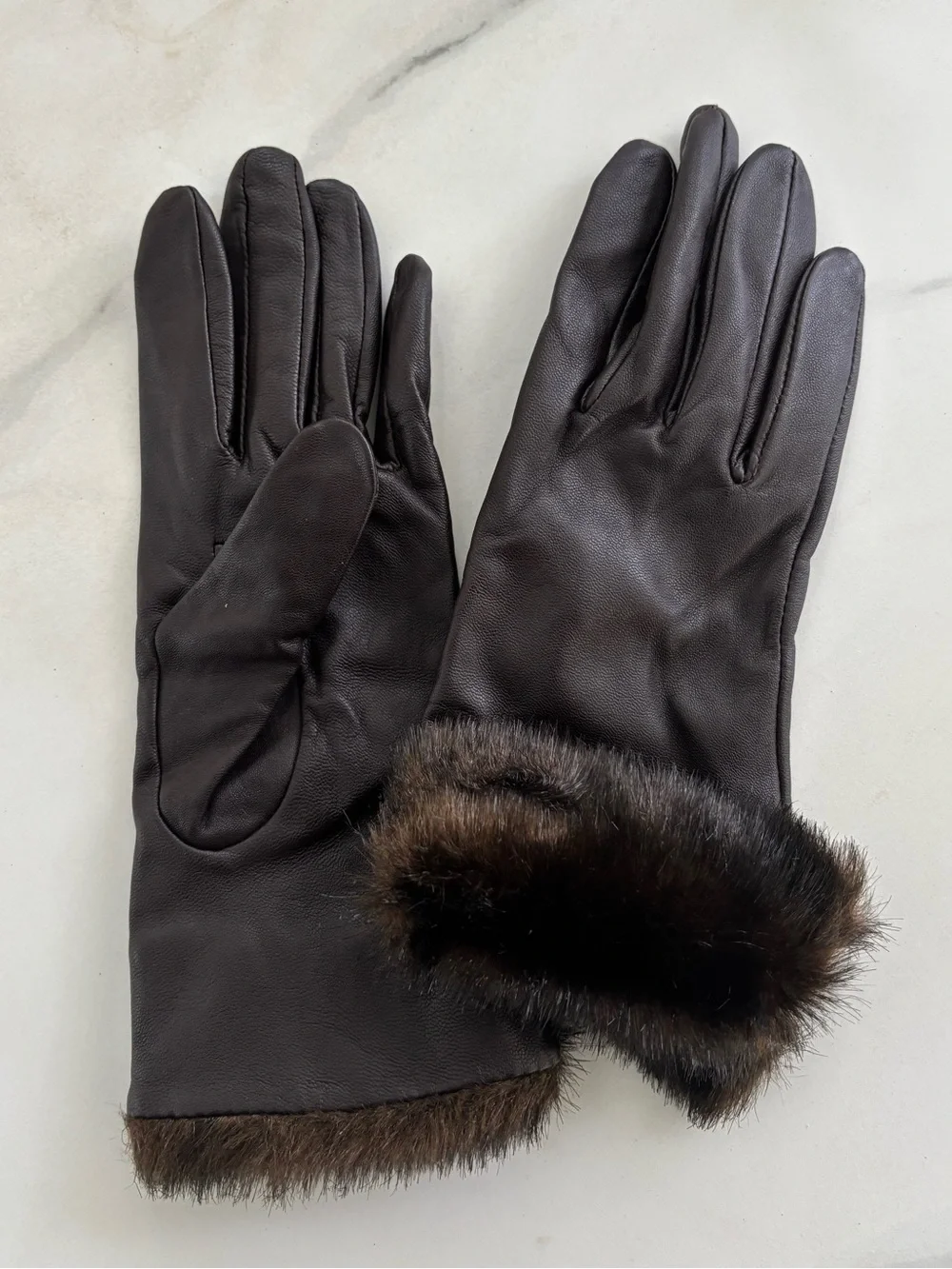 Wilsons Leather Brown Leather Gloves Faux Fur Trim Women's Medium